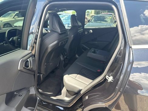 Used 2026 BMW X3 xDrive30i w/ Premium Package AWD/4WD image 16