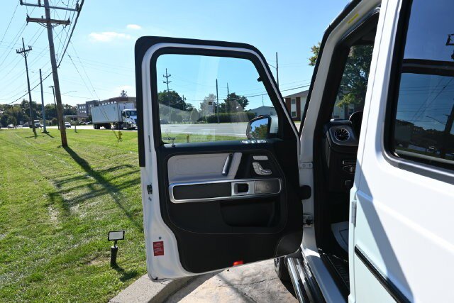 Used 2024 Mercedes-Benz G 550 image 28