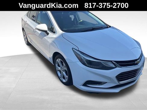 Used 2016 Chevrolet Cruze Premier image 1