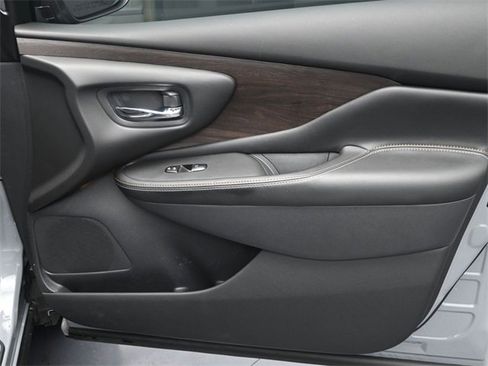 Used 2024 Nissan Murano Platinum w/ Cargo Package image 35