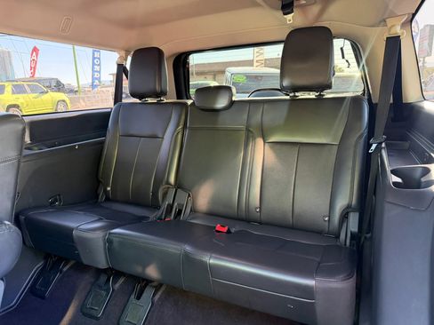 Used 2023 Ford Expedition Max XLT RWD image 16