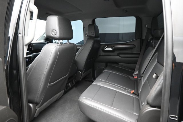Used 2024 GMC Sierra 1500 SLT AWD/4WD image 21