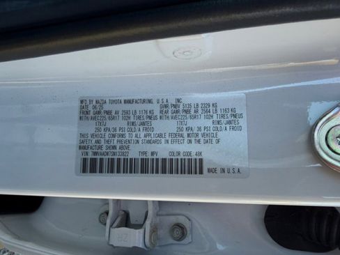 Used 2025 MAZDA CX-50 AWD 2.5 Hybrid w/ Premium Pkg image 22