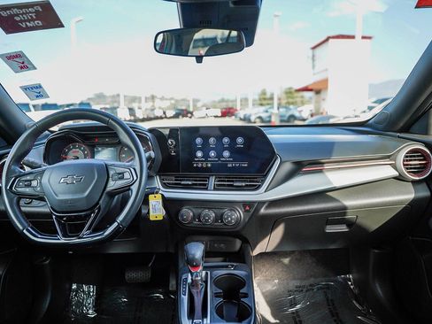 Used 2024 Chevrolet Trax RS w/ Driver Confidence Package image 13