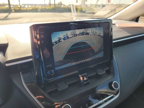 Used 2024 Toyota Corolla LE FWD image 14