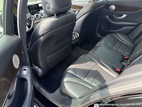 Used 2017 Mercedes-Benz C 300 4MATIC Sedan image 13