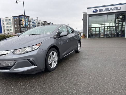 Used 2018 Chevrolet Volt LT w/ LT Driver Confidence Package image 3