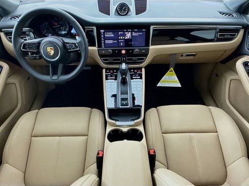 New 2026 Porsche Macan AWD/4WD image 27