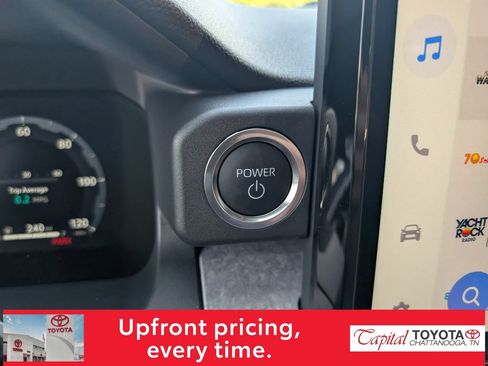 Used 2025 Toyota 4Runner Trailhunter AWD/4WD image 19