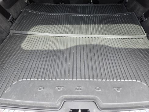 Used 2025 Volvo XC90 T8 Plus w/ Protection Package Premier AWD/4WD image 31