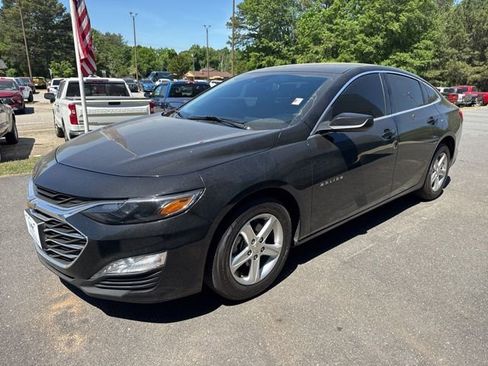 Used 2024 Chevrolet Malibu LT FWD image 3