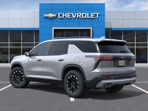 New 2027 Chevrolet Traverse Z71 AWD/4WD image 3