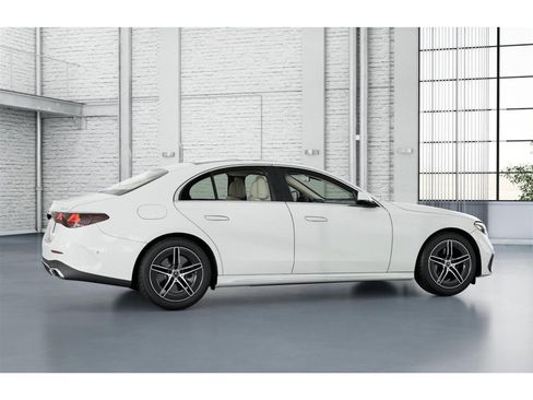 New 2026 Mercedes-Benz E 450 4MATIC Sedan image 18