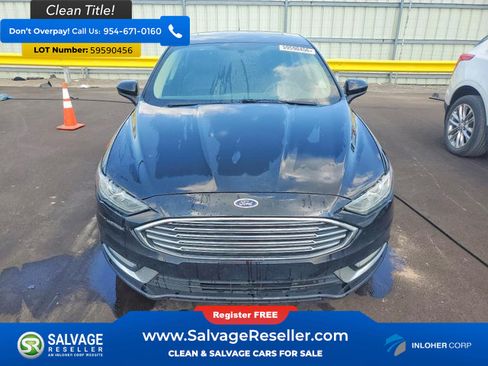 Used 2017 Ford Fusion SE w/ Equipment Group 201A FWD image 7