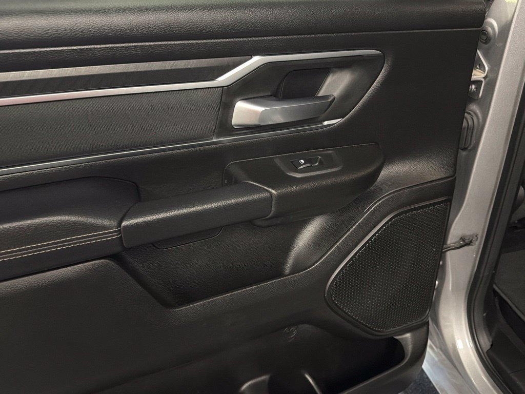 Used 2025 RAM 1500 Big Horn AWD/4WD image 38