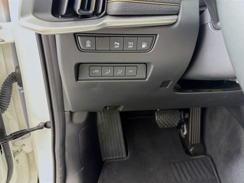 Used 2024 MAZDA CX-90 Plug-In Hybrid w/ Premium Pkg AWD/4WD image 16