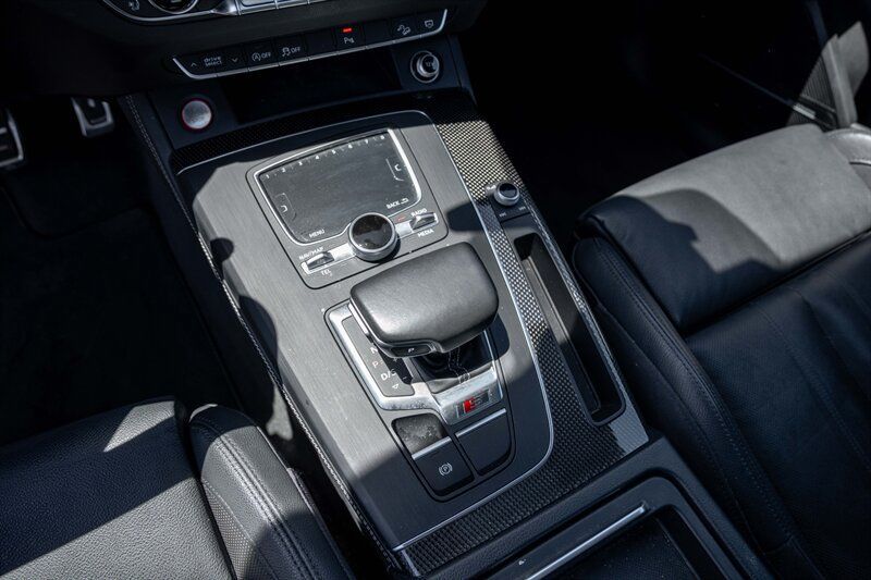 Used 2018 Audi SQ5 Premium Plus AWD/4WD image 16