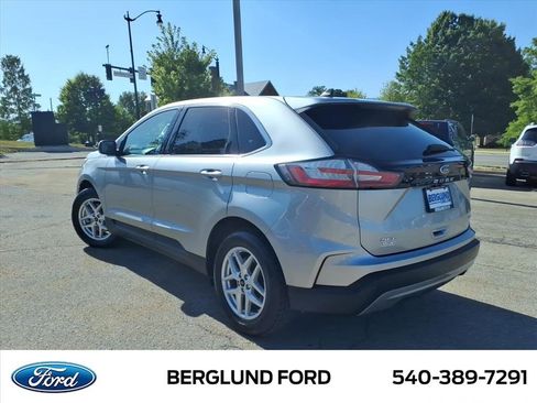 Used 2023 Ford Edge SEL AWD/4WD image 7