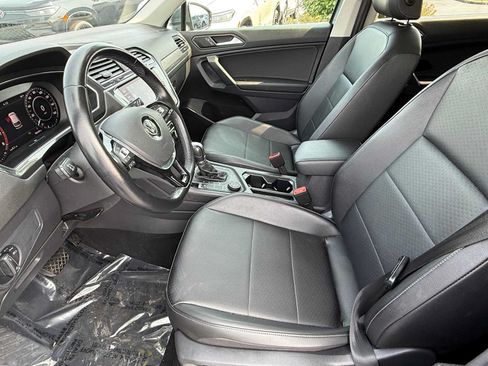 Used 2019 Volkswagen Tiguan SEL AWD/4WD image 15