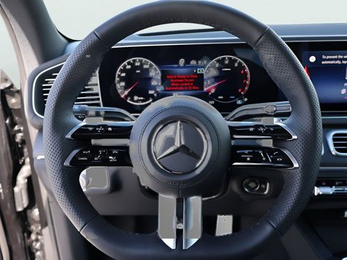 New 2026 Mercedes-Benz GLS 450 4MATIC image 31
