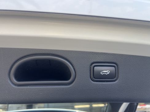 Used 2018 Hyundai Tucson Value w/ Cargo Package FWD image 13