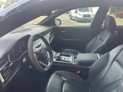 Used 2019 Audi Q8 Premium Plus w/ Premium Plus AWD/4WD image 11