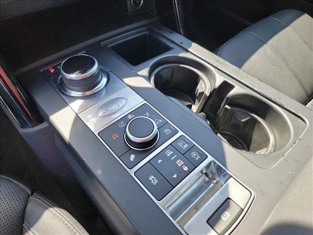 Used 2017 Land Rover Discovery SE AWD/4WD image 12