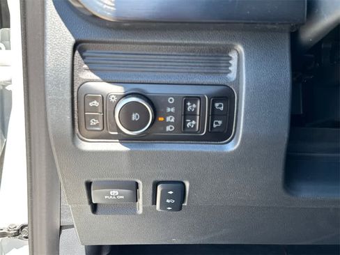 New 2025 Ford F250 Lariat w/ Lariat Ultimate Package image 32