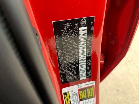 Used 2025 Toyota Camry SE image 35