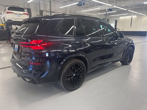 Used 2025 BMW X5 xDrive40i w/ M Sport Package AWD/4WD image 9