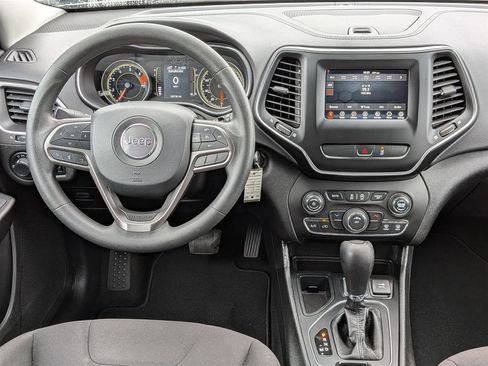 Used 2021 Jeep Cherokee Latitude image 28