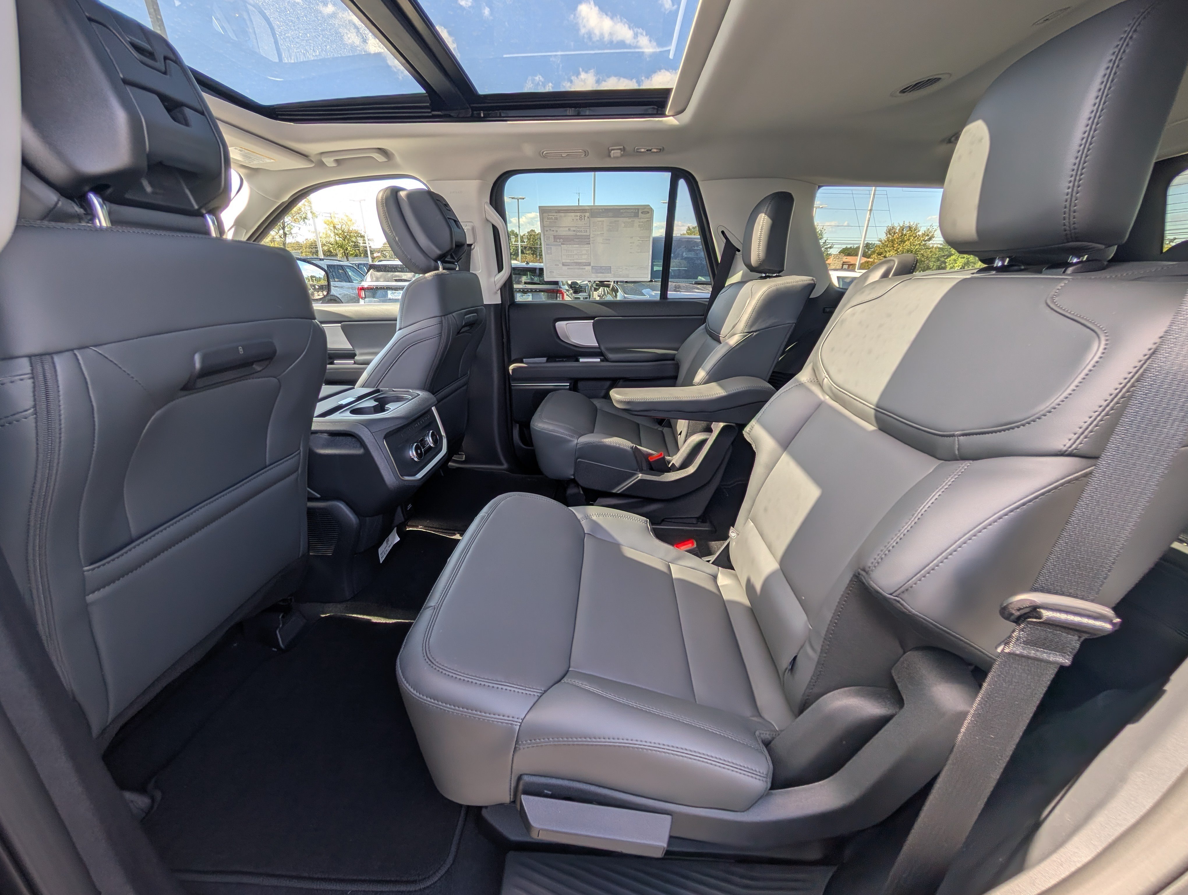 New 2027 Ford Expedition Active AWD/4WD image 13