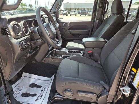 Used 2023 Jeep Wrangler Sport S image 22