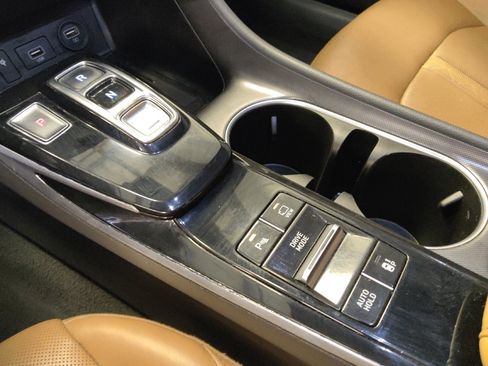 Used 2021 Hyundai Sonata Limited image 26