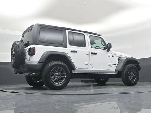 New 2026 Jeep Wrangler Unlimited Sport w/ Convenience Group AWD/4WD image 40