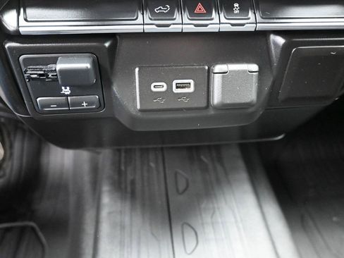 Used 2021 GMC Sierra 2500 4x4 Crew Cab w/ Convenience Package image 30