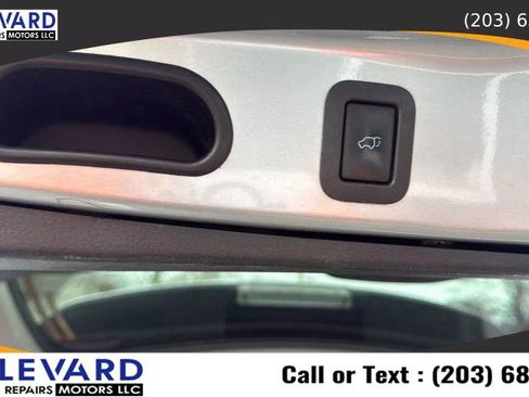 Used 2016 Toyota Highlander Limited image 37