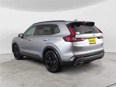 Used 2023 Honda CR-V Sport Touring image 3