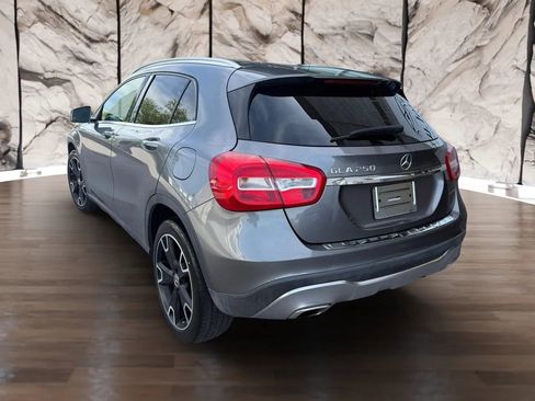 Used 2019 Mercedes-Benz GLA 250 w/ Premium Package image 3