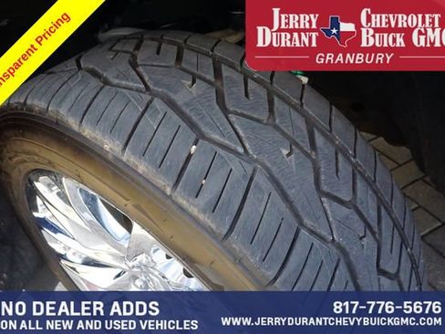 Used 2023 Cadillac Escalade Premium Luxury w/ LPO, Radiant Package AWD/4WD image 8