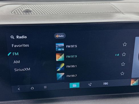 Used 2025 Kia K4 LXS image 21