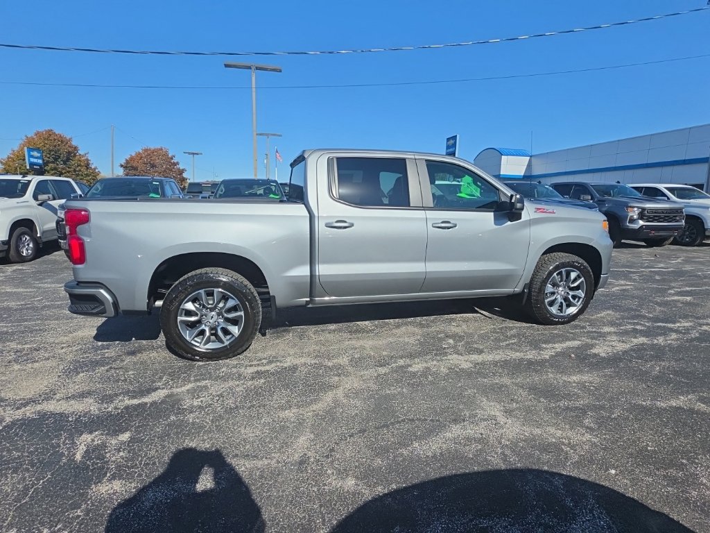 New 2026 Chevrolet Silverado 1500 RST w/ Z71 Off-Road Package AWD/4WD image 8