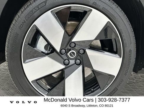 Certified 2023 Volvo C40 P8 Recharge Ultimate w/ Protection Package Premier AWD/4WD image 10