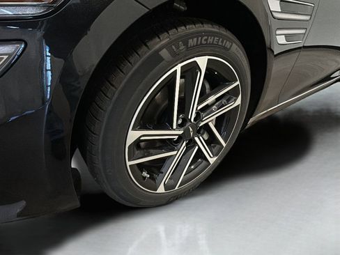 New 2026 Genesis G80 2.5T Advanced image 4