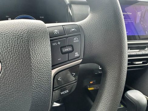 Used 2025 Toyota Camry LE image 20