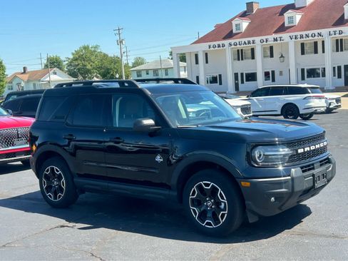 Used 2025 Ford Bronco Sport Outer Banks w/ Outer Banks Tech Package+ AWD/4WD image 4
