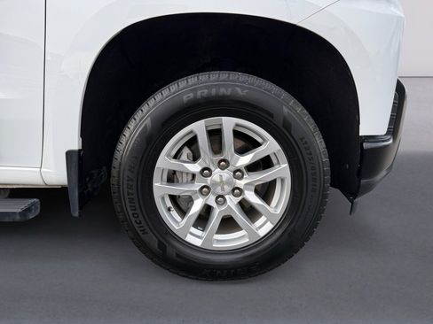 Used 2022 Chevrolet Silverado 1500 W/T w/ WT Value Package image 9