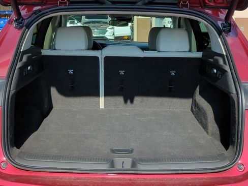 Used 2022 Buick Envision Essence w/ Safety Package image 12