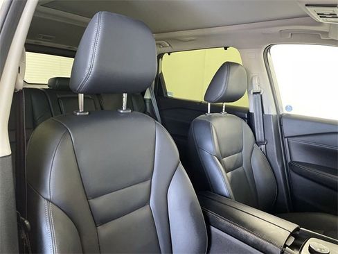 Certified 2024 Nissan Rogue SL w/ SL Premium Package image 19