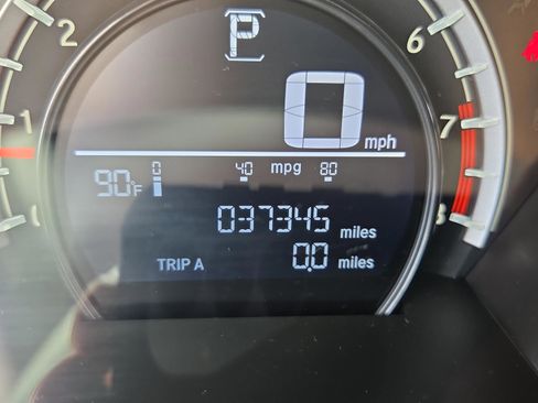 Used 2018 Honda CR-V LX image 25
